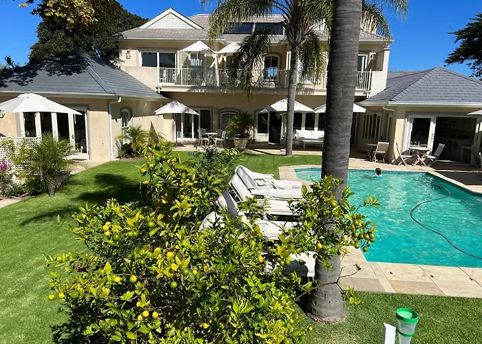 Constantia Valley Lodge Cape Town